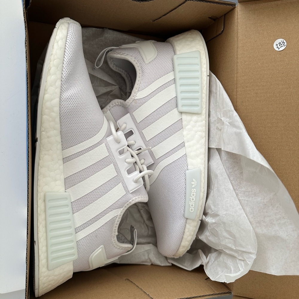 NIB Women’s Adidas White NMD Sneakers